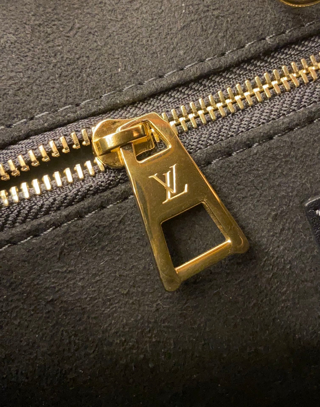 Louis Vuitton LV OnTheGo PM Handbag